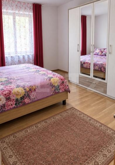 Apartament cu 2 camere semidecomandat, mobilat în Piața Centrală