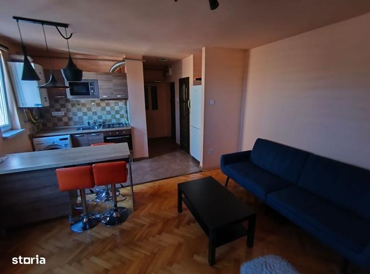 Apartament cu 2 camere semidecomandat în Central