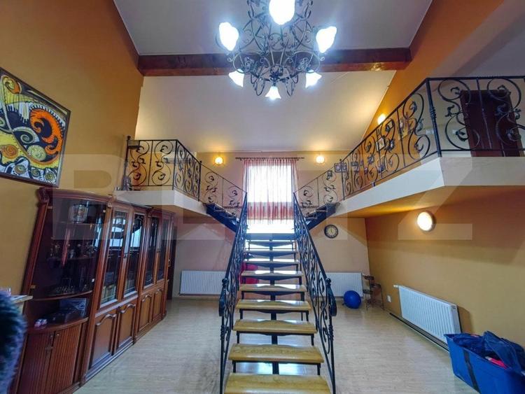 Casă individuală cu 4 camere cu Garaj în Oarda