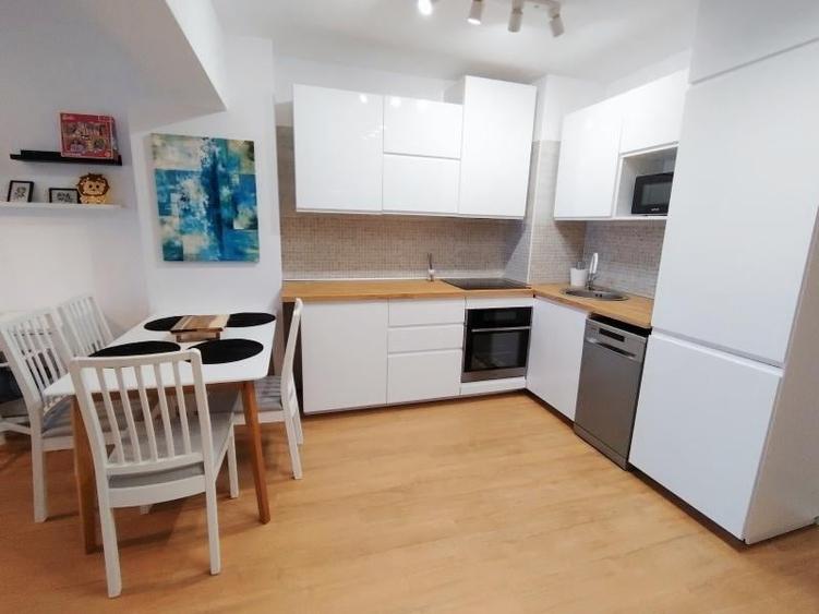 Apartament cu 2 camere semidecomandat, mobilat în Gheorgheni