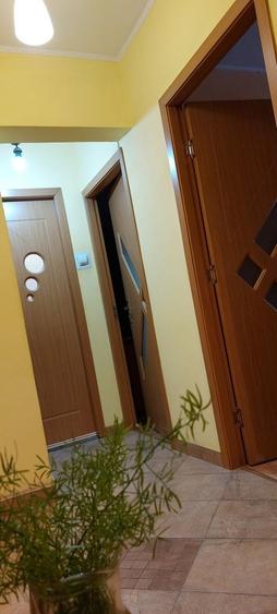 Apartament cu 4 camere decomandat în Chișinau