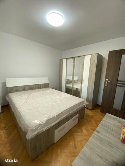 Apartament cu 2 camere decomandat în Energiei
