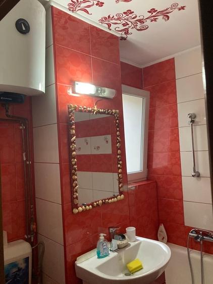 Apartament cu 2 camere decomandat în Eroii Revoluției