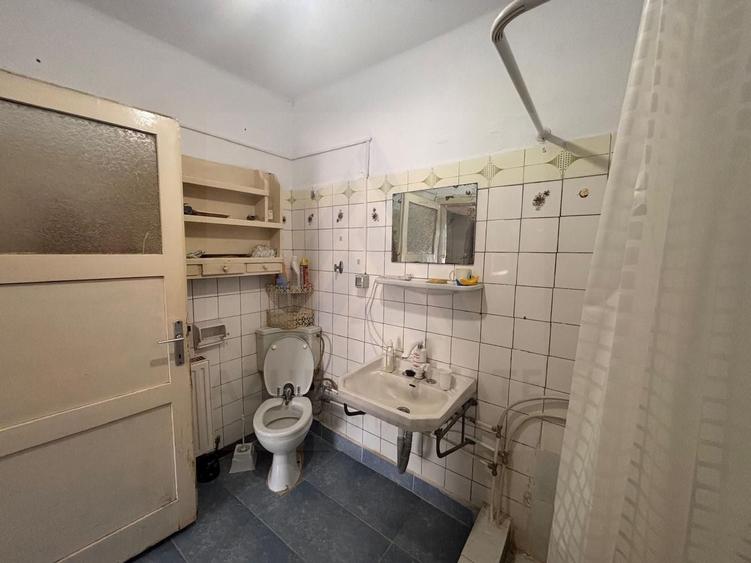 Casă individuală cu 3 camere cu Canalizare în Lazaret