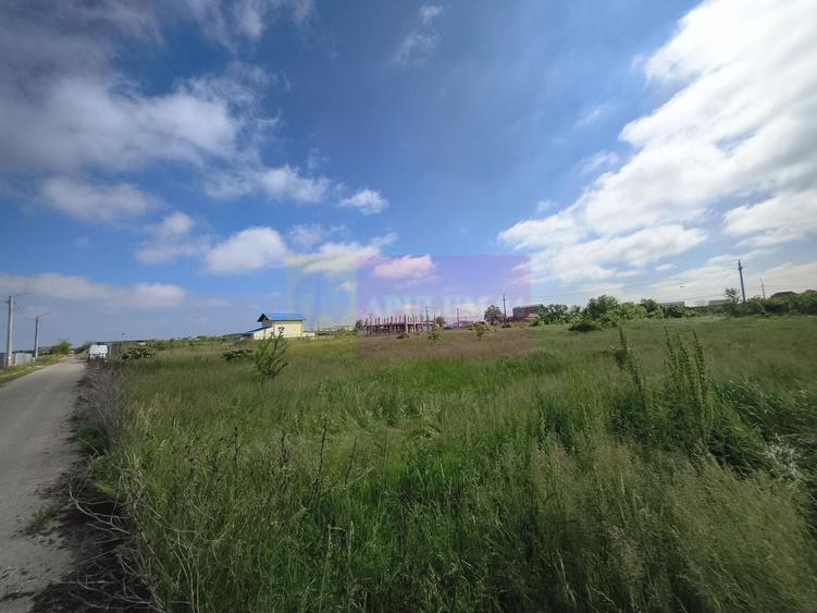 Teren Construcții intravilan de 750 mp, în 1 Decembrie