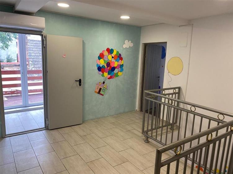 Spațiu comercial, de 100 mp, în Noua