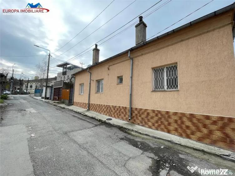 Casă cu 2 camere cu Teren 101 Mp în Central