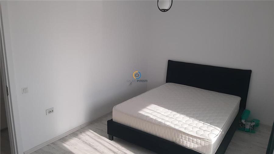 Apartament cu 3 camere decomandat, mobilat în Ștefănești