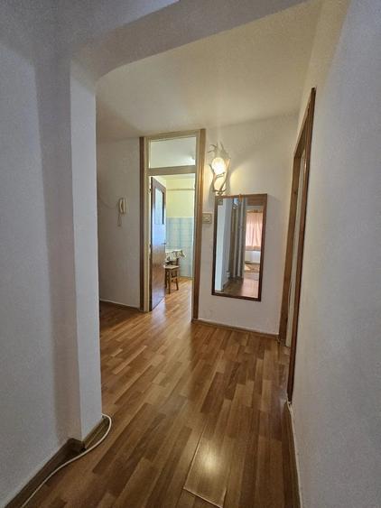 Apartament cu 3 camere decomandat în Exercițiu
