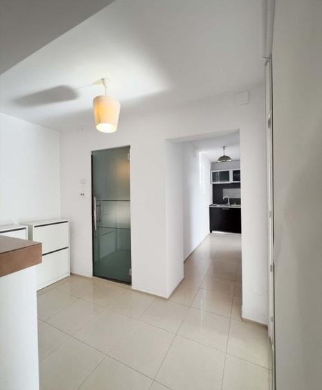 Apartament cu 2 camere decomandat, mobilat în Unirii