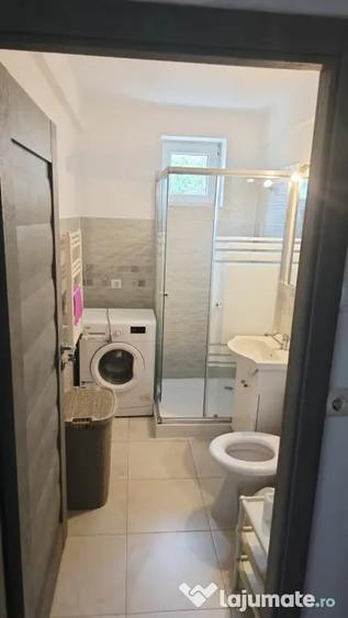 Apartament cu 2 camere decomandat în Cedonia