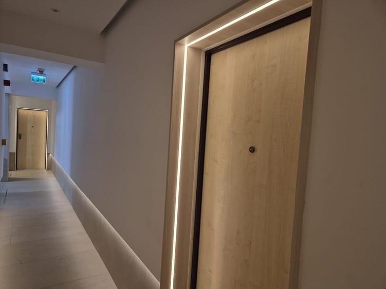 Apartament cu 3 camere decomandat în Universitate