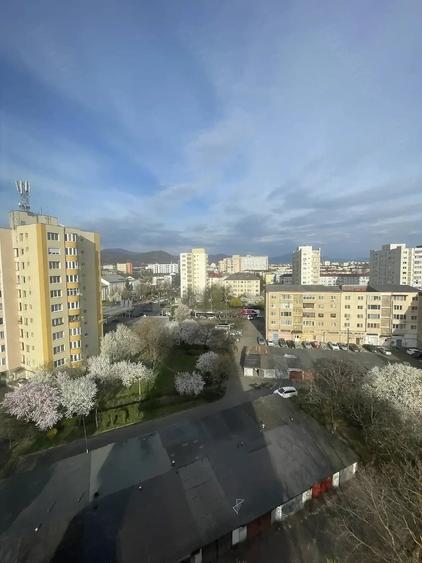 Apartament cu 2 camere decomandat în Decebal