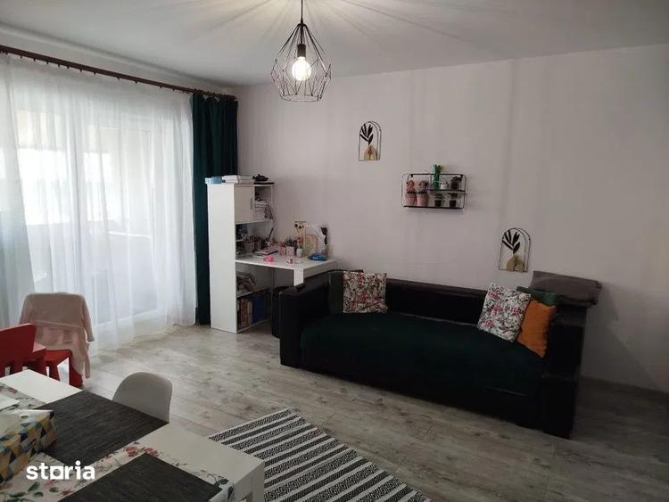 Apartament cu 2 camere semidecomandat, mobilat în Florești — fotografia 1