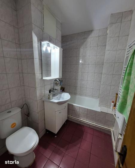 Apartament cu 3 camere decomandat în Bistrița Lac