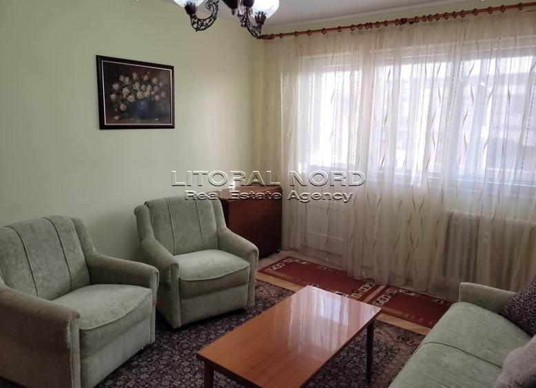 Apartament cu 3 camere decomandat în Casa de Cultură