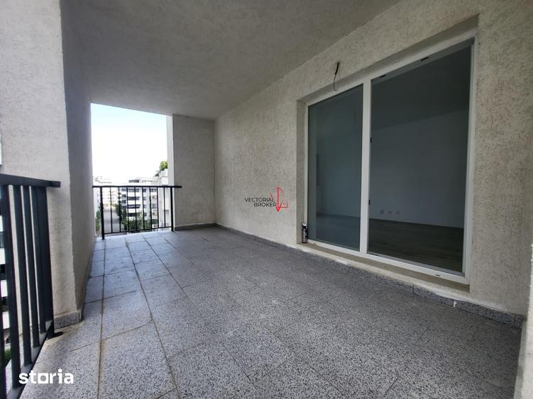 Apartament cu 3 camere decomandat în Theodor Pallady