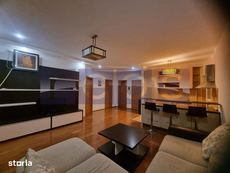 Apartament cu 3 camere decomandat în Vitan