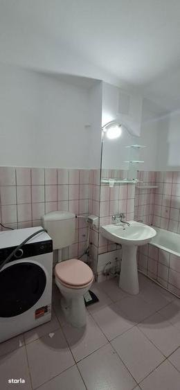 Apartament cu 2 camere decomandat, mobilat în Mioriței