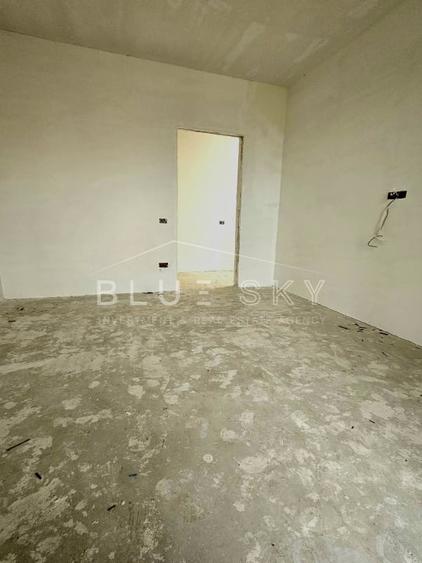 Casă individuală cu 4 camere cu Canalizare în Ovidiu