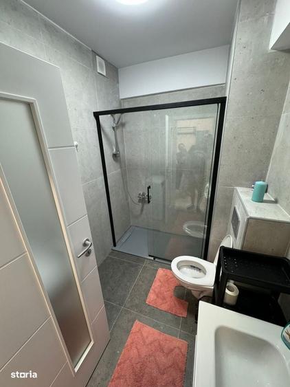 Garsonieră decomandată în Central