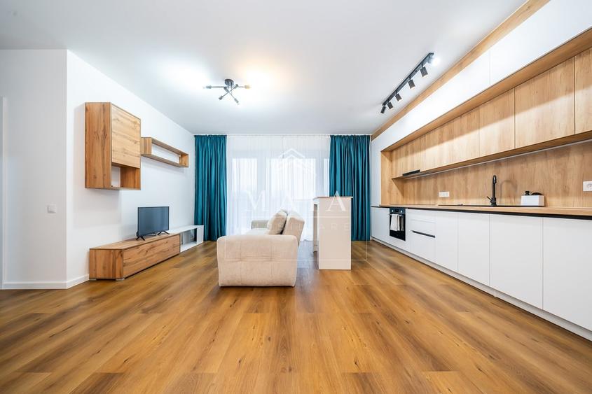 Apartament cu 3 camere decomandat, mobilat în Turnișor