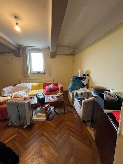 Apartament cu 3 camere semidecomandat, mobilat în Grivița