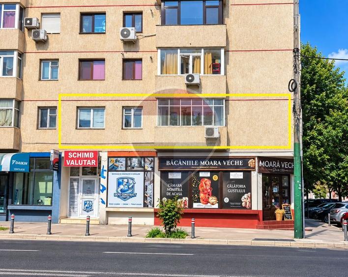 Apartament cu 3 camere semidecomandat în Central