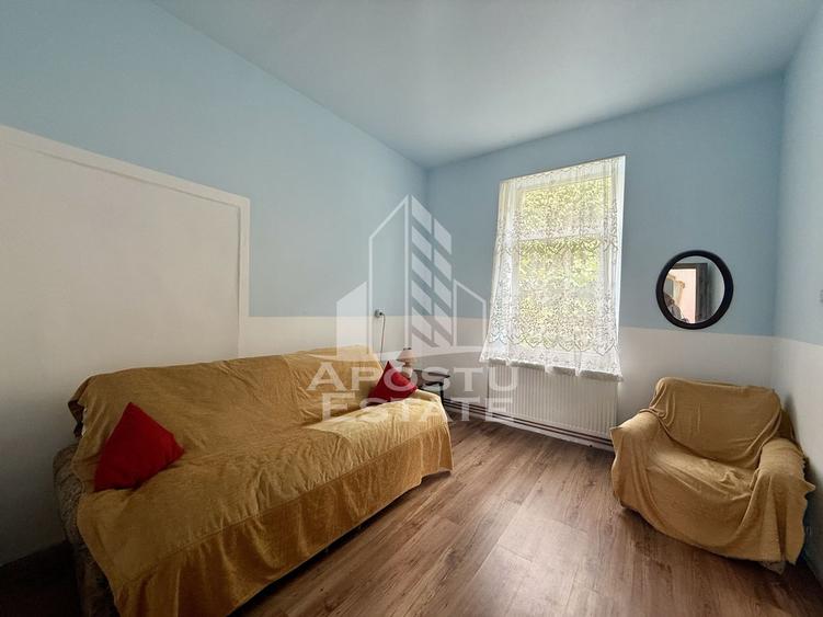 Apartament cu 3 camere decomandat, mobilat în Complex Studențesc