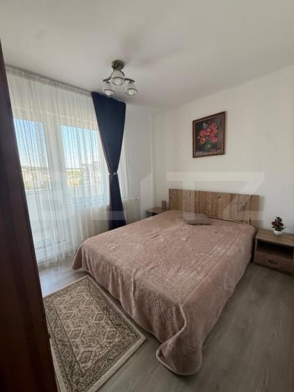 Apartament cu 3 camere decomandat în Tudor