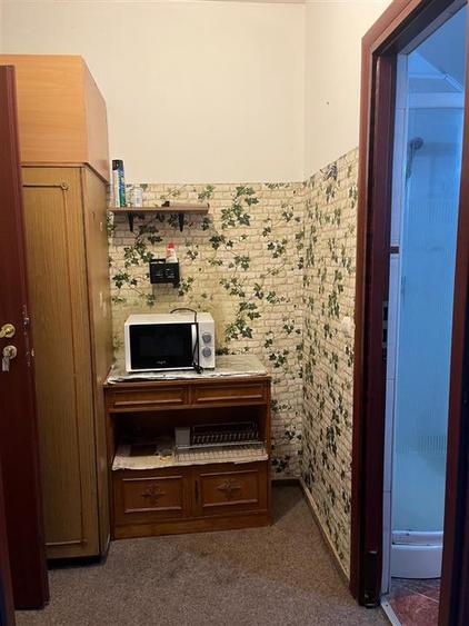 Garsonieră decomandată în Independenței
