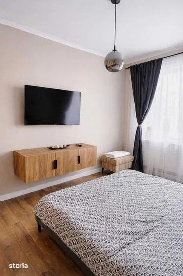 Apartament de vanzare 3 camere 60 mp zona Floresti Teilor - 1