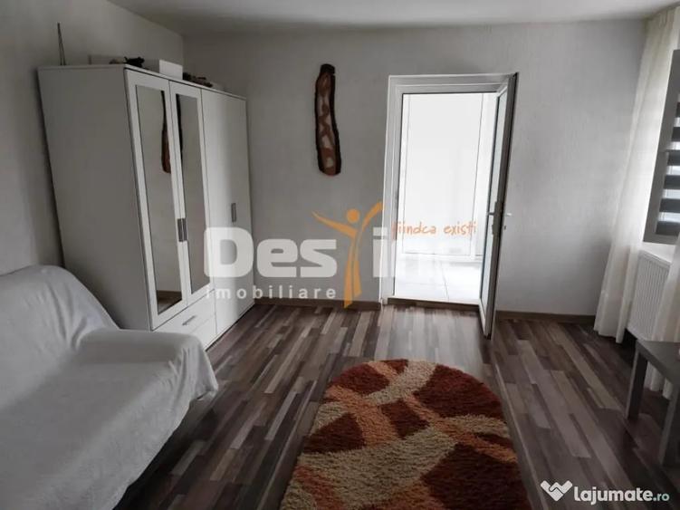 Casă cu 3 camere cu Teren 1364 Mp în Central