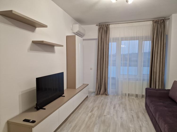 Garsonieră decomandată în Podu Roș