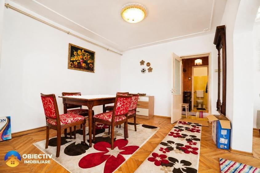 Apartament cu 4 camere semidecomandat în Mărăței