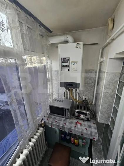 Apartament cu 3 camere decomandat, mobilat în Obcini