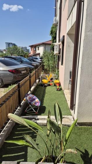 Apartament cu 3 camere decomandat, mobilat în Central