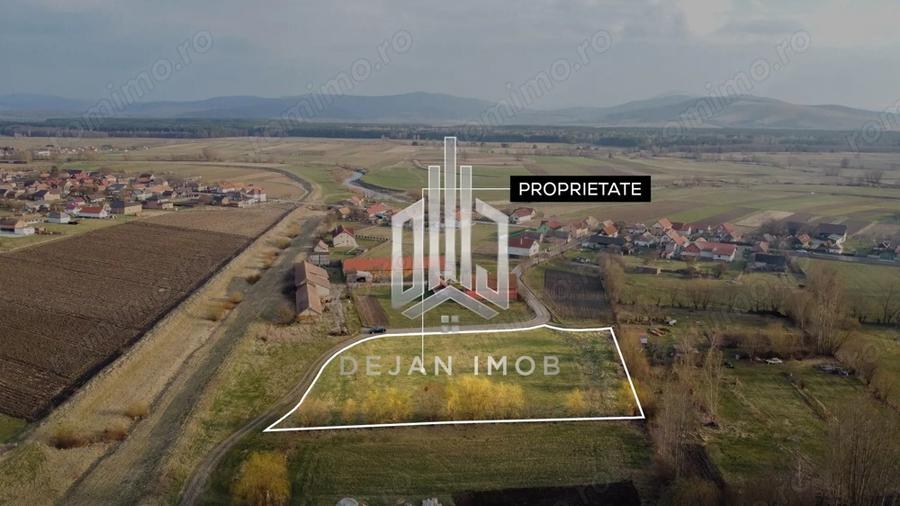 Teren de 5260 mp, în Reci