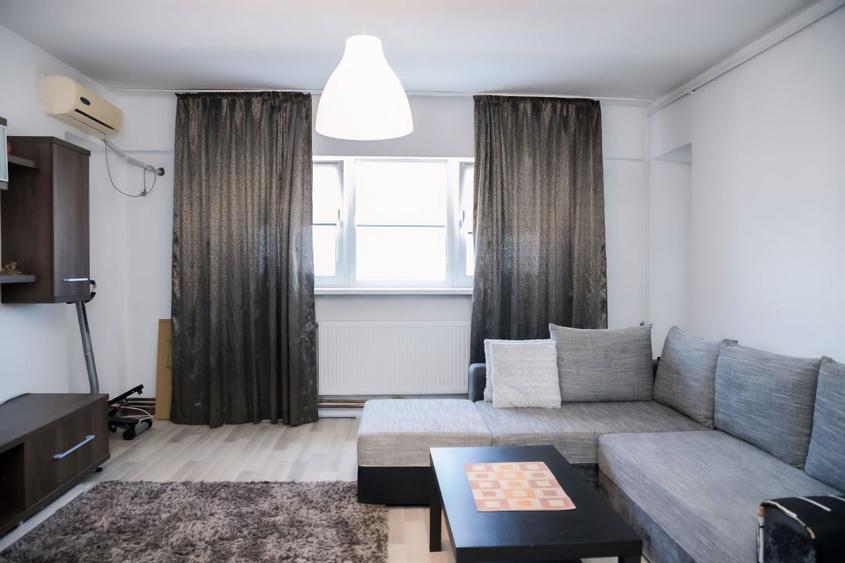 Apartament cu 3 camere decomandat, mobilat în Morarilor