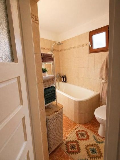 Casă cu 4 camere cu Teren 415 Mp în Central