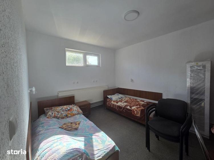 Casă cu 4 camere cu Teren 1440 Mp în Mișca