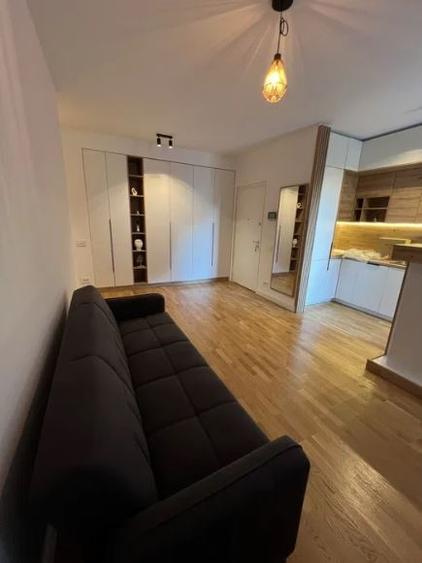 Apartament cu 2 camere semidecomandat, mobilat în Pipera — fotografia 1