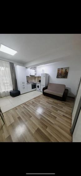 Garsonieră în Apărătorii Patriei