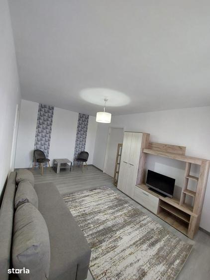 Apartament cu 2 camere în Podu Roș