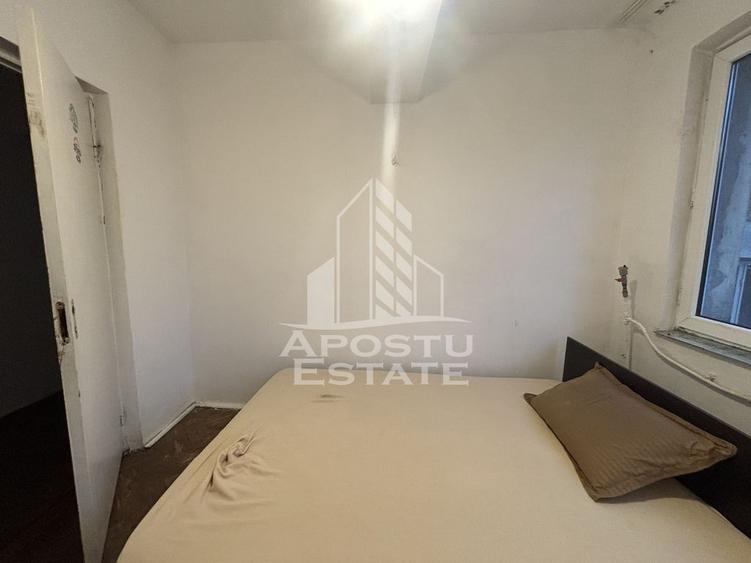 Apartament cu 3 camere decomandat în Șagului
