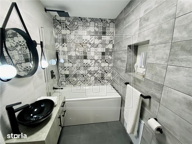 Casă cu 5 camere cu Teren 287 Mp în Central