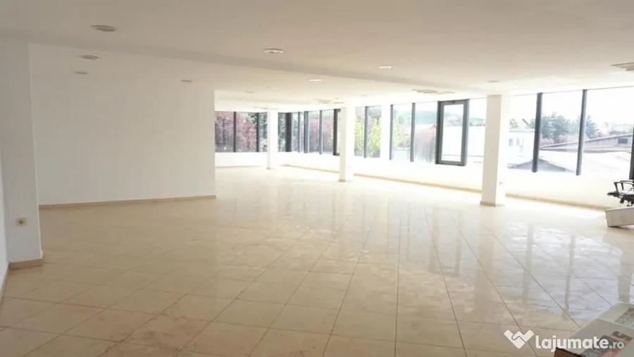 DE INCHIRIAT- SPATIU COMERCIAL 140 MP - Ramnicu Valcea (Valcea) - 1
