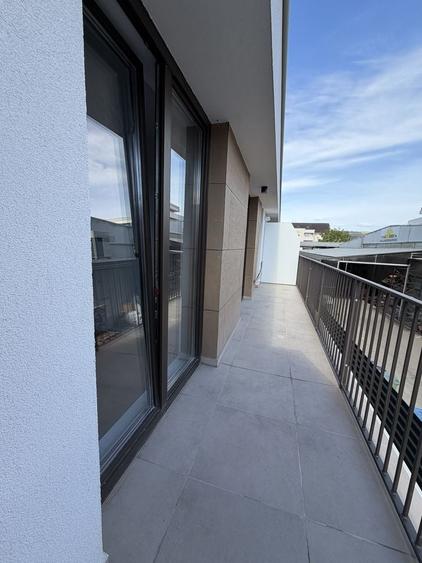 Apartament cu 2 camere decomandat în Florești