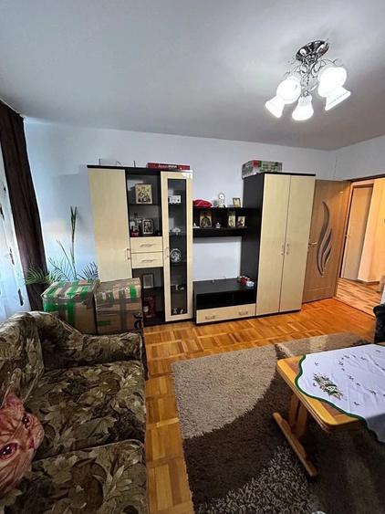 De vanzare apartament 2 camere in zona Dambovita - 6