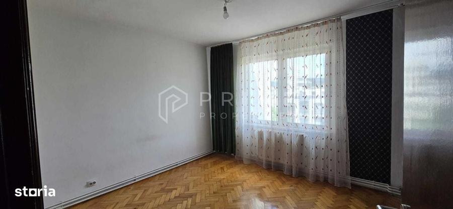 Apartament cu 3 camere decomandat în Tudor